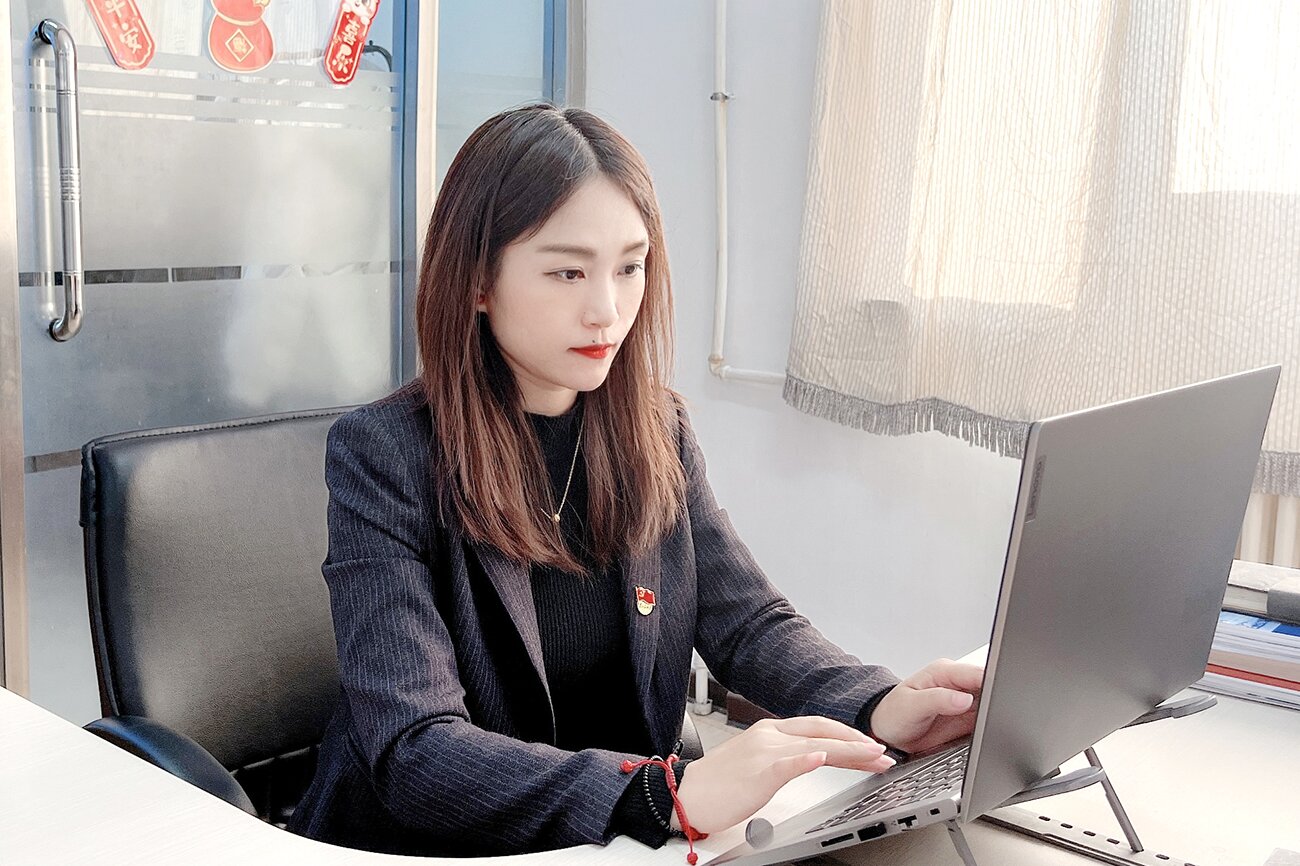 尊时凯龙集团国资战队“英雄谱”事迹专栏——中药公司医学与市场部医学经理王丽宇